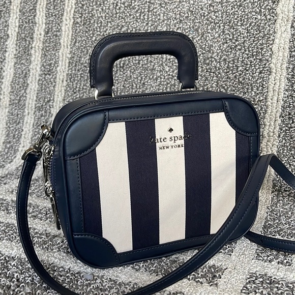 Kate Spade Traveler Trunk Crossbody Bag Blazer Blue Multi - Picture 10 of 16